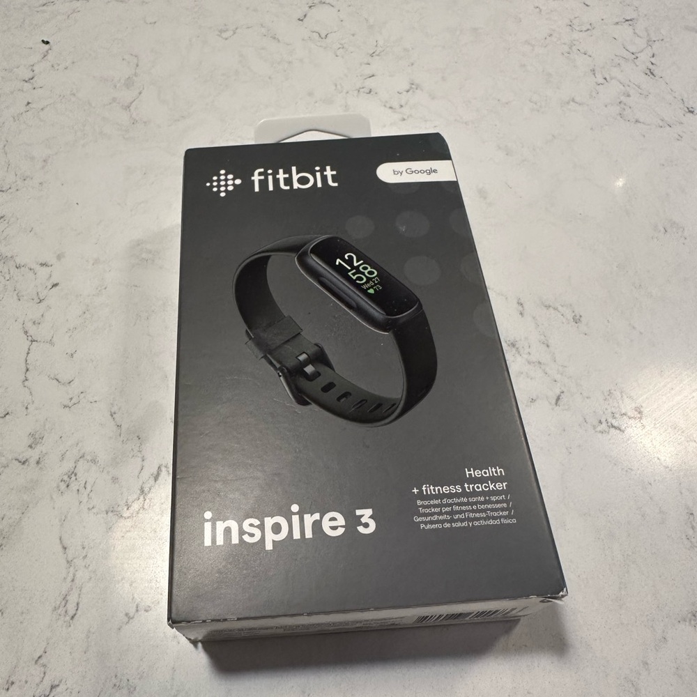 NWT Fitbit Ultra 3 - Black